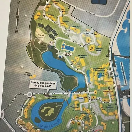 A Pied Dernier Etage Vue Imprenable Est-sud Ouest -plage 100m-box شقة