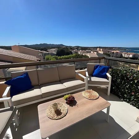 A Pied Dernier Etage Vue Imprenable Est-sud Ouest -plage 100m-box *