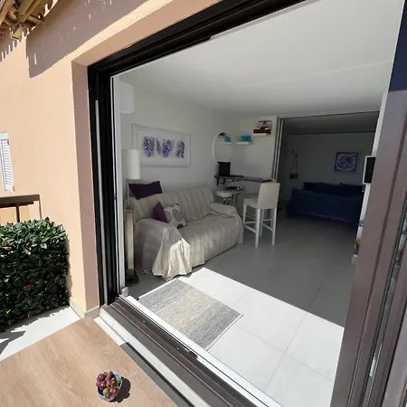 A Pied Dernier étage Vue Imprenable Est-sud Ouest -plage 100m-box *
