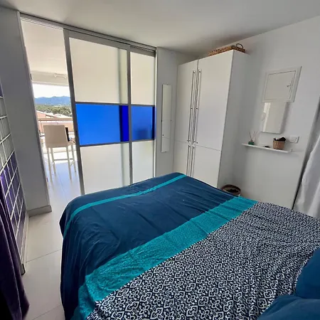 شقة A Pied Dernier Etage Vue Imprenable Est-sud Ouest -plage 100m-box سيكس-فور-لو-بلاج