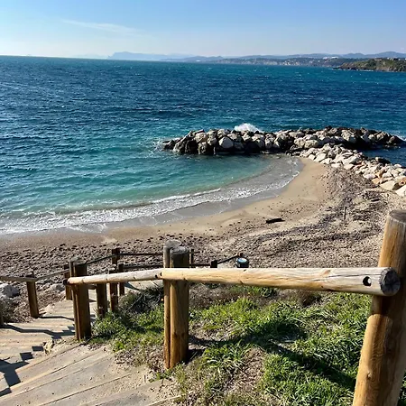A Pied Dernier étage Vue Imprenable Est-sud Ouest -plage 100m-box *